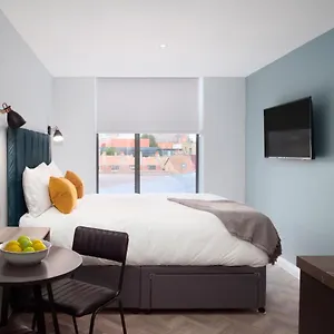 3* מלון דירות Aptel East