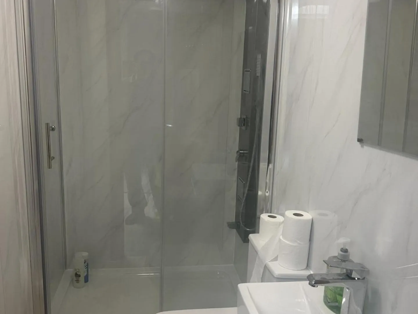 Leyton Orient Stduio Flat Apartment London